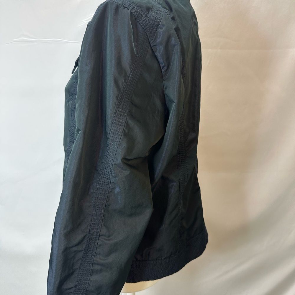 Chico's Black Cropped Bomber Utility Jacket Size 2 - Picture 7 of 11